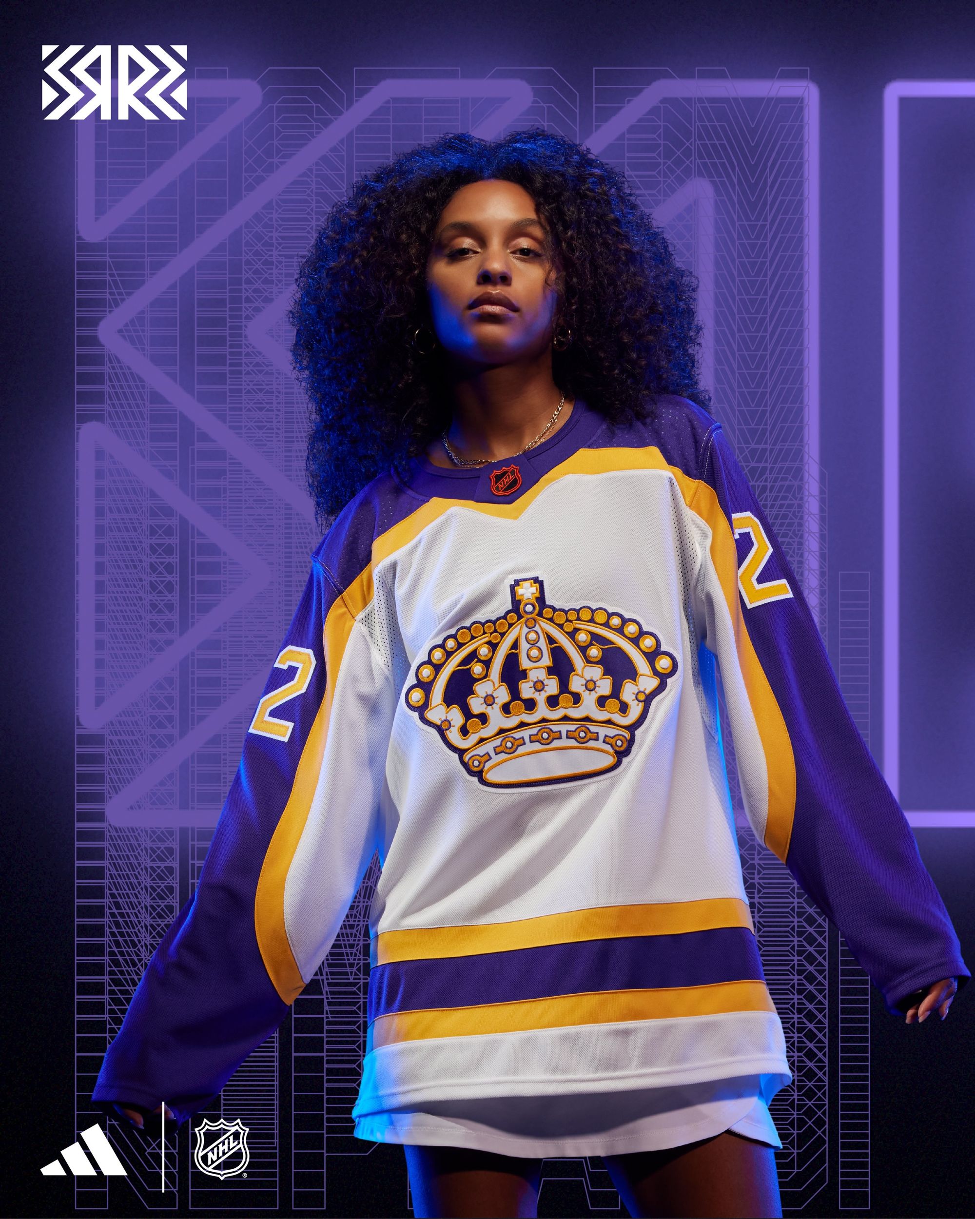 NHL on X: Puttin' it in reverse tonight for the @LAKings' #ReverseRetro  game! 😍 The Kings honor the 1982 uniform celebrating the 40th Anniversary  of the Miracle on Manchester, where the Kings