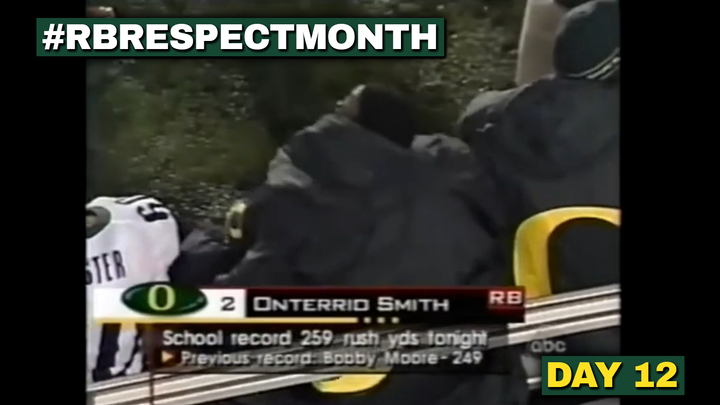 RB Respect Month Vol. 3, Day 12: Onterrio Smith saves Oregon's Pac-10 Title hopes (2001)
